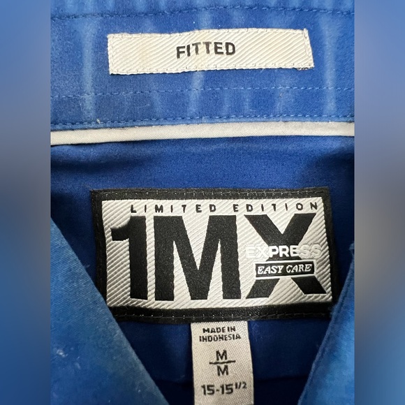 Express Men’s Size M Fitted Button Down Shirt, Blue - Picture 2 of 2